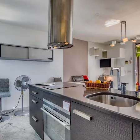 Le Splendide De Pyramide *