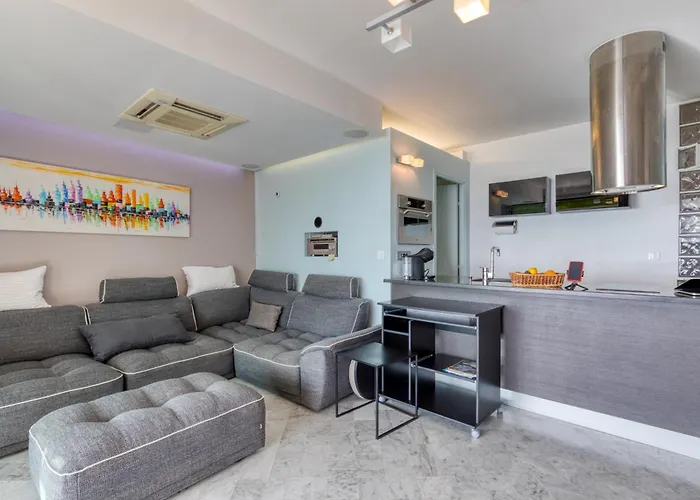 Le Splendide De Pyramide